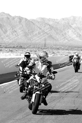 media/Apr-10-2022-SoCal Trackdays (Sun) [[f104b12566]]/Around the Pits/